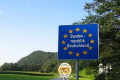 Впервые за 26 лет в Шенгене ввели пограничный контроль